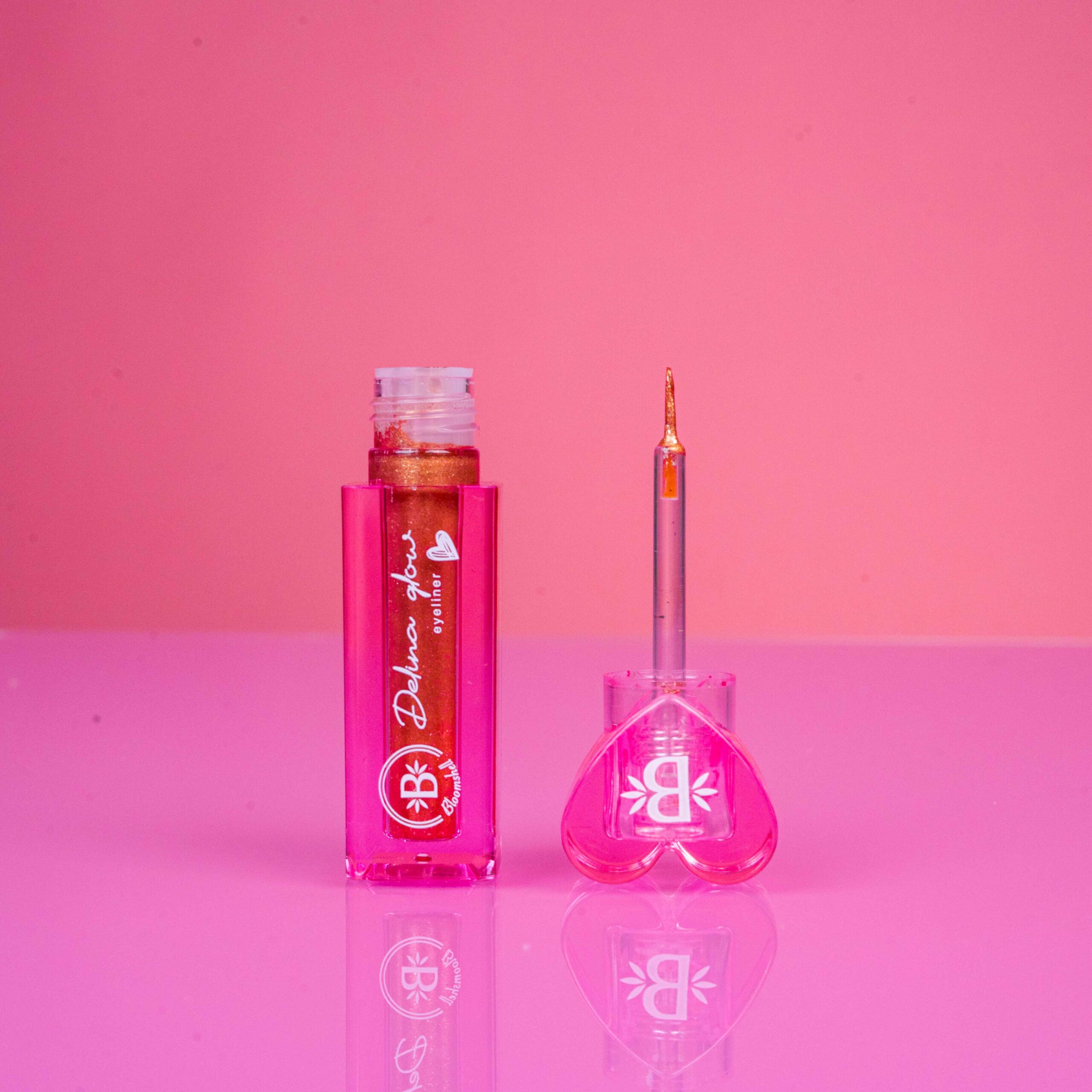 Eye gel (eyeliner pencil)(rose gold )